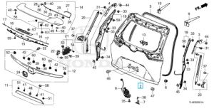 باب الشنطة الخلفي